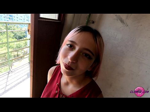 ❤️ ນັກສຶກສາ Sensual ດູດຄົນແປກຫນ້າໃນດ້ານນອກ - ສ້າງຄວາມຫມັ້ນເທິງໃບຫນ້າຂອງລາວ ️ ຮູບໂປ້ງາມ ຢູ່ທີ່ພວກເຮົາ lo.porno24-7.ru% ☑